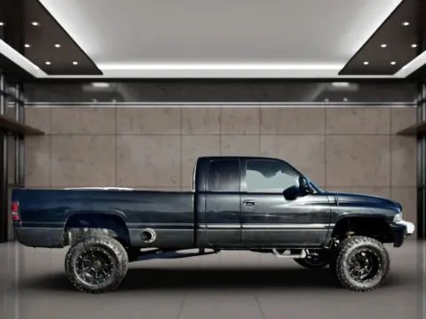 More photos of 2000 Dodge Ram 2500 Quad Cab Long Bed at Synergize Auto LLC, OR