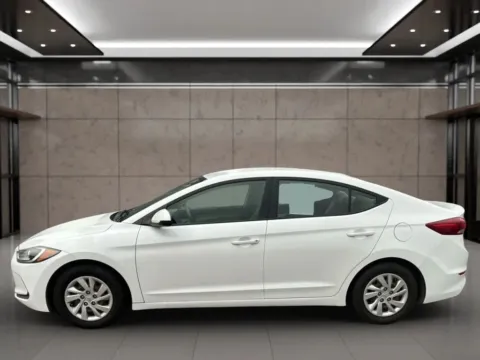 Photos of 2017 Hyundai Elantra SE Sedan 4D for sale in Dallas, OR at Synergize Auto LLC