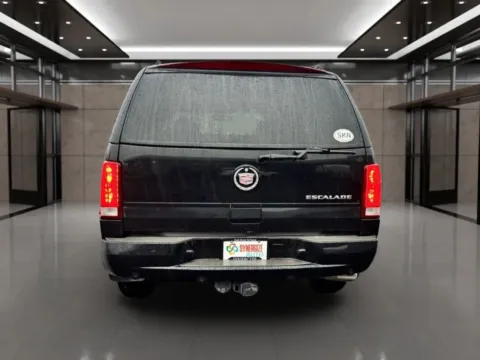 More photos of 2002 Cadillac Escalade Sport Utility 4D at Synergize Auto LLC, OR