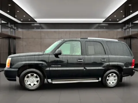 Photos of 2002 Cadillac Escalade Sport Utility 4D for sale in Dallas, OR at Synergize Auto LLC