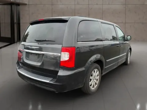 More photos of 2011 Chrysler Town & Country Touring-L Minivan 4D at Synergize Auto LLC, OR