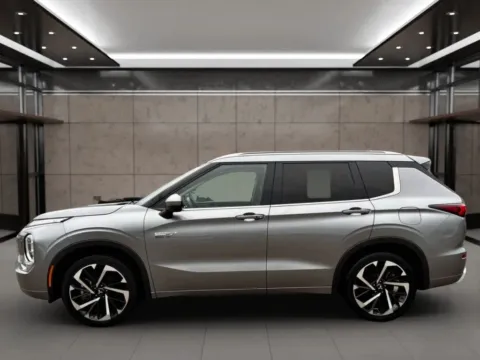 Photos of 2023 Mitsubishi Outlander PHEV SEL Sport Utility 4D for sale in Dallas, OR at Synergize Auto LLC