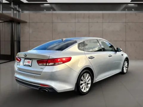 More photos of 2018 Kia Optima EX Sedan 4D at Synergize Auto LLC, OR
