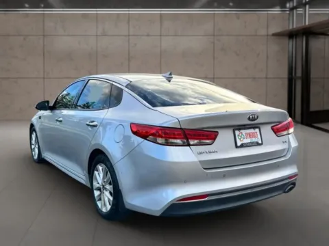 Another view of 2018 Kia Optima EX Sedan 4D for sale in Dallas, OR at Synergize Auto LLC