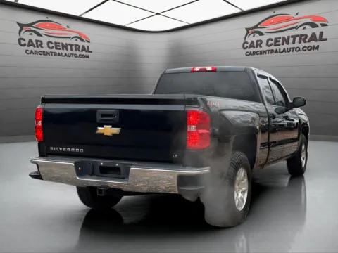More photos of 2018 Chevrolet Silverado 1500 LT at Car Central Wallingford, CT