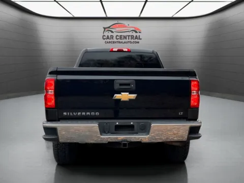 More photos of 2018 Chevrolet Silverado 1500 LT at Car Central Wallingford, CT