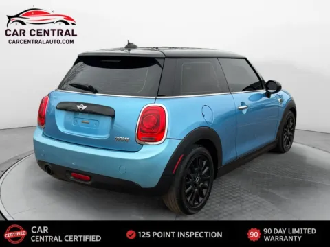 More photos of 2016 MINI Cooper at Car Central Wallingford, CT