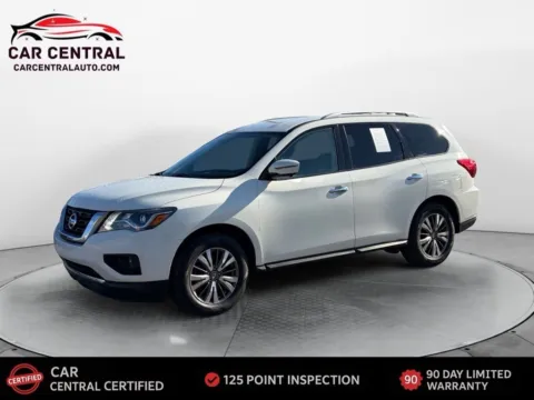 White 2019 Nissan Pathfinder SL for sale in Wallingford, CT