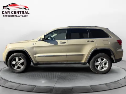 Photos of 2011 Jeep Grand Cherokee Laredo for sale in Wallingford, CT at Car Central Wallingford