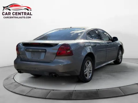 More photos of 2007 Pontiac Grand Prix GT at Car Central Wallingford, CT