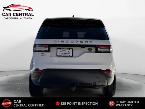 More photos of 2020 Land Rover Discovery SE at Car Central Wallingford, CT