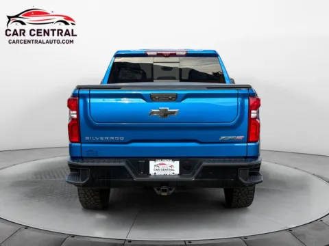 More photos of 2023 Chevrolet Silverado 1500 ZR2 at Car Central Wallingford, CT