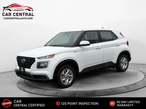 White 2021 Hyundai Venue SE for sale in Wallingford, CT