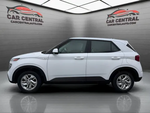 Photos of 2021 Hyundai Venue SE for sale in Wallingford, CT at Car Central Wallingford