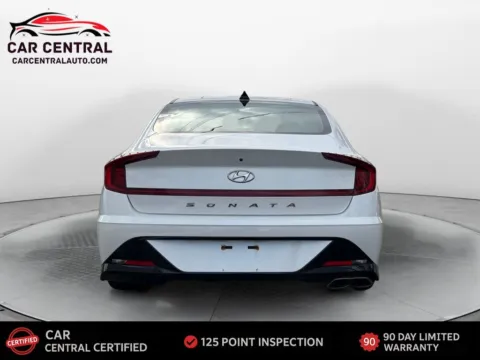 More photos of 2020 Hyundai Sonata SEL at Car Central Wallingford, CT