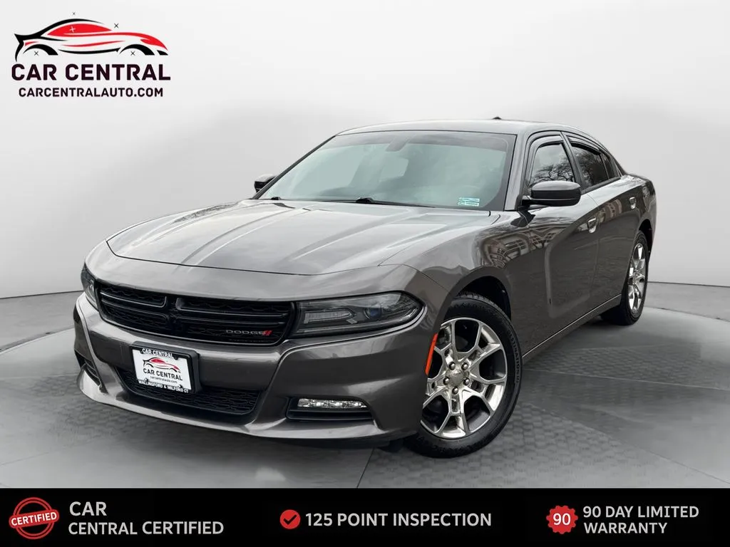 2015 Dodge Charger SXT's photo