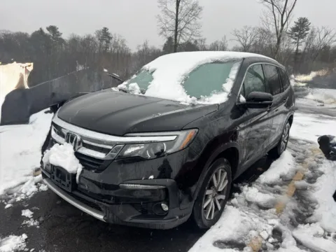 More photos of 2021 Honda Pilot EX-L at Car Central Wallingford, CT