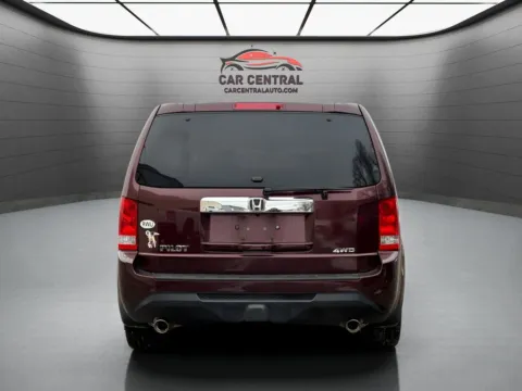 More photos of 2013 Honda Pilot EX-L at Car Central Wallingford, CT