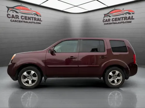 Photos of 2013 Honda Pilot EX-L for sale in Wallingford, CT at Car Central Wallingford