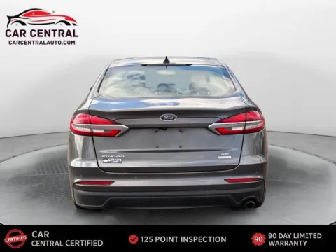 More photos of 2020 Ford Fusion SE at Car Central Wallingford, CT