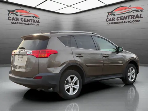 More photos of 2014 Toyota RAV4 XLE at Car Central Wallingford, CT