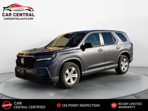 Gray 2023 Honda Pilot LX for sale in Wallingford, CT