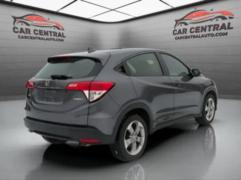 More photos of 2022 Honda HR-V LX at Car Central Wallingford, CT
