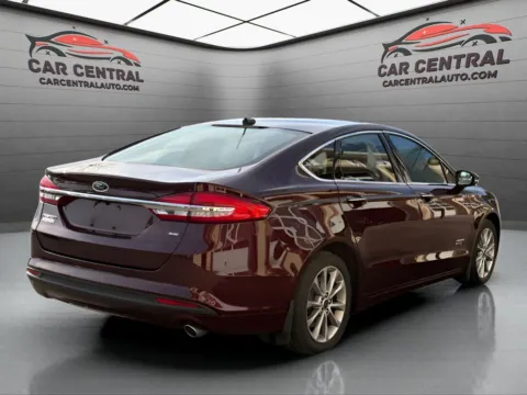 More photos of 2017 Ford Fusion Energi SE Luxury at Car Central Wallingford, CT