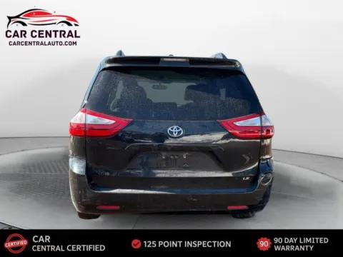 More photos of 2016 Toyota Sienna LE at Car Central Wallingford, CT