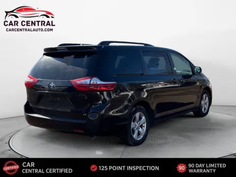 More photos of 2016 Toyota Sienna LE at Car Central Wallingford, CT