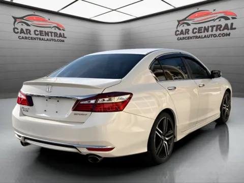 More photos of 2016 Honda Accord Sport at Car Central Wallingford, CT