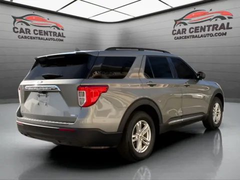 More photos of 2020 Ford Explorer XLT at Car Central Wallingford, CT