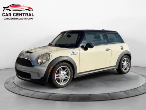 White 2008 MINI Cooper S for sale in Wallingford, CT