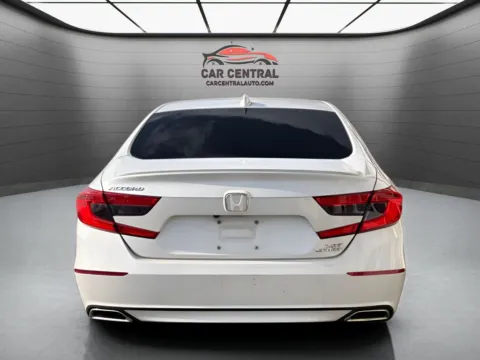 More photos of 2019 Honda Accord Sport 2.0T at Car Central Wallingford, CT