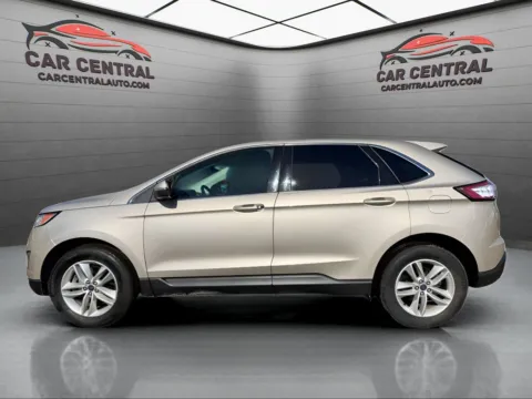 Photos of 2018 Ford Edge SEL for sale in Wallingford, CT at Car Central Wallingford