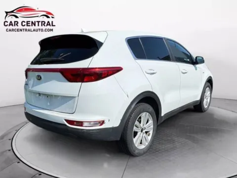 More photos of 2018 Kia Sportage LX at Car Central Wallingford, CT