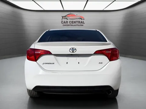 More photos of 2017 Toyota Corolla SE at Car Central Wallingford, CT