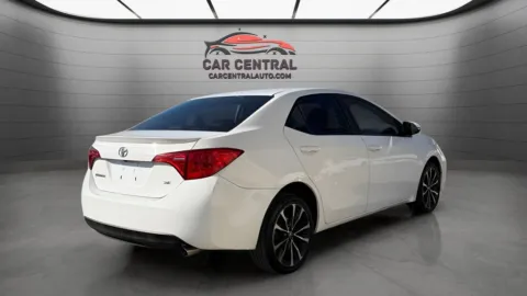 More photos of 2017 Toyota Corolla SE at Car Central Wallingford, CT