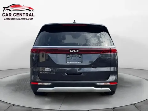 More photos of 2022 Kia Carnival LXS at Car Central Wallingford, CT