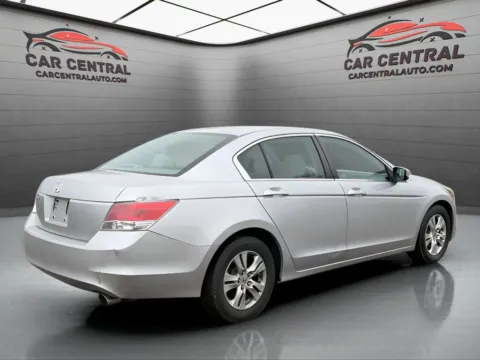 More photos of 2010 Honda Accord LX-P at Car Central Wallingford, CT