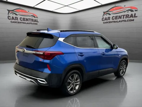 More photos of 2021 Kia Seltos S at Car Central Wallingford, CT