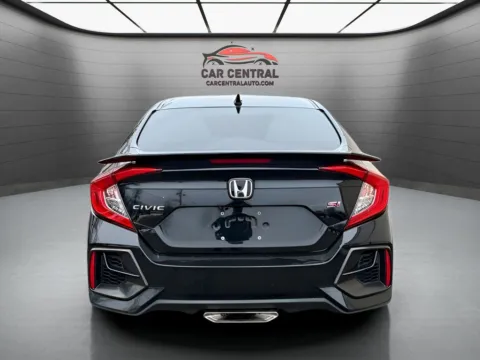 More photos of 2020 Honda Civic Si at Car Central Wallingford, CT