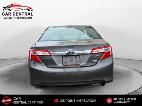 More photos of 2014 Toyota Camry Hybrid XLE at Car Central Wallingford, CT