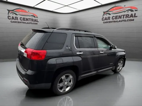 More photos of 2013 GMC Terrain SLE-2 at Car Central Wallingford, CT