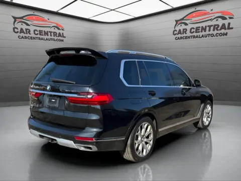 More photos of 2019 BMW X7 xDrive40i at Car Central Wallingford, CT
