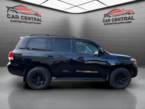 More photos of 2010 Toyota Land Cruiser at Car Central Wallingford, CT