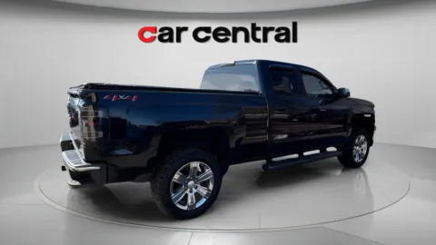 More photos of 2018 Chevrolet Silverado 1500 LT at Car Central Wallingford, CT