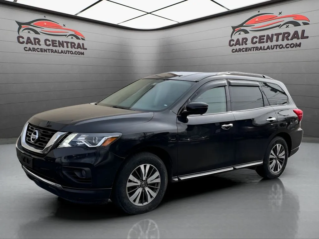 Black 2019 Nissan Pathfinder SL for sale in Wallingford, CT