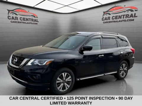 Black 2019 Nissan Pathfinder SL for sale in Wallingford, CT