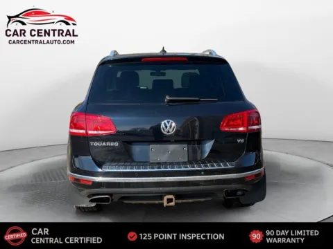 More photos of 2015 Volkswagen Touareg V6 Lux at Car Central Wallingford, CT